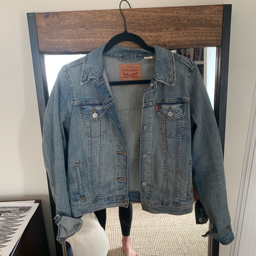 Levi’s denim jean jacket